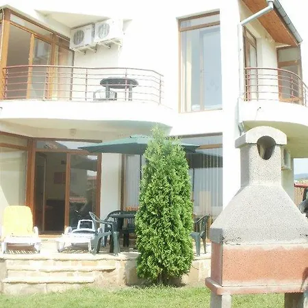 Villa Isola Kosharitsa